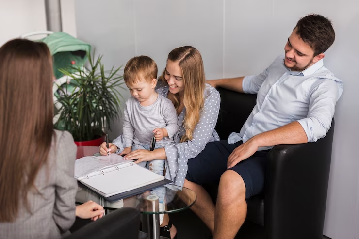 Family law consultation representing child custody, estate planning, and family solicitors at Redbridge Solicitors.